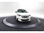 Peugeot e-2008 EV GT Pack 50 kWh |SOH=92,5%| Schuif-/Kanteldak | Adaptieve Cruise Control | Camera | Dodehoekdetectie |