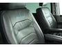 Volkswagen Transporter 2.0 TDI 150pk DSG L2H1 DC Bulli Trekhaak Camera Leder ACC Stoelverwarming Virtual Cockpit Navigatie