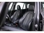 BMW X1 sDrive18i High Executive | 1e eigenaar | Dealer OH | Trekhaak | Leder | Sportstoelen | HUD | Stoelverwarming | Clima | LED |