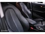 BMW X1 sDrive18i High Executive | 1e eigenaar | Dealer OH | Trekhaak | Leder | Sportstoelen | HUD | Stoelverwarming | Clima | LED |