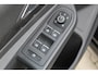 Volkswagen Golf 1.5 eTSI R-Line Business | IQ/Dynamic light | Panoramadak | Rijklaar