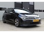 Volkswagen Golf 1.5 eTSI R-Line Business | IQ/Dynamic light | Panoramadak | Rijklaar