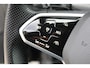 Volkswagen Golf 1.5 eTSI R-Line Business | IQ/Dynamic light | Panoramadak | Rijklaar