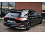 Volkswagen Golf 1.5 eTSI R-Line Pano 19inch Trekh IQ-light ACC Camera