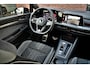 Volkswagen Golf 1.5 eTSI R-Line Pano 19inch Trekh IQ-light ACC Camera