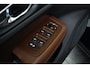 Volvo V60 2.0 T6 Recharge AWD Inscription | PDC V+A en 360 camera | Blis | Stoel + Stuurverwarming | Harman & Kardon | Keyless Entry + Start | Elektrische achterklep | Extra getint glas |