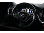 Volvo V60 2.0 T6 Recharge AWD Inscription | PDC V+A en 360 camera | Blis | Stoel + Stuurverwarming | Harman & Kardon | Keyless Entry + Start | Elektrische achterklep | Extra getint glas |