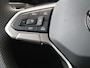 Volkswagen Golf 1.5 eTSI R-Line Edition 1.5 eTSI R-Line | Navigatie | Parkeersensoren | Adaptieve cruise control | Sfeerverlichting | CarPlay | Draadloze telefoonlader |