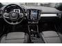 Volvo XC40 2.0 B4 Plus Dark | Adaptieve Cruise + Pilot Assist | Elek. Trekhaak | Stoel & Stuurverwarming | Elek. Stoelen + Geheugen | Parkeer Camera | Elek. Achterklep | Google | Keyless Entry