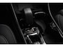 Volvo XC40 2.0 B4 Plus Dark | Adaptieve Cruise + Pilot Assist | Elek. Trekhaak | Stoel & Stuurverwarming | Elek. Stoelen + Geheugen | Parkeer Camera | Elek. Achterklep | Google | Keyless Entry