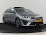 Kia Ceed 1.6 GDI PHEV ExecutiveLine | Panoramadak | Stoelventilatie | Trekhaak | Camera | Carplay | Adaptive cruise | Achterbankverwarming | Keyless | Navigatie | Full LED | Plug In