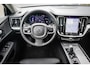 Volvo V60 Cross Country 2.0 B5 AWD Plus | Adaptieve Cruise Control | Schuif -/ Kanteldak | 360 Camera | Trekhaak | All-Seasons | Stoel + Stuurverwarming | Dodehoek Detectie | Leder | Keyless | Verwarmbare Voorruit |