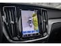 Volvo V60 Cross Country 2.0 B5 AWD Plus | Adaptieve Cruise Control | Schuif -/ Kanteldak | 360 Camera | Trekhaak | All-Seasons | Stoel + Stuurverwarming | Dodehoek Detectie | Leder | Keyless | Verwarmbare Voorruit |