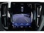 Volvo XC60 2.0 T6 Plug-in hybrid AWD Plus Dark Pano Memory H&K El.Haak Keyless Camera Stuur/Stoelverwarming