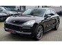 Porsche Cayenne Coupé 3.0 E-Hybrid Platinum Edition | Sport Design | Massage | Adaptieve cruise | Dealer onderhouden | 22 inch |