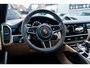 Porsche Cayenne Coupé 3.0 E-Hybrid Platinum Edition | Sport Design | Massage | Adaptieve cruise | Dealer onderhouden | 22 inch |
