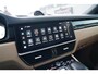 Porsche Cayenne Coupé 3.0 E-Hybrid Platinum Edition | Sport Design | Massage | Adaptieve cruise | Dealer onderhouden | 22 inch |