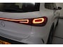 Mercedes-Benz EQA 250 AMG Night Premium Plus 67 kWh 3-Fase [ Panorama Head-up Memory Sfeerverlichting ]