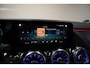 Mercedes-Benz EQA 250 AMG Night Premium Plus 67 kWh 3-Fase [ Panorama Head-up Memory Sfeerverlichting ]