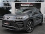 Volkswagen Tayron 1.5 eHybrid 272pk R-Line Edition NIEUW! Delphin Grey Pano ACC BSM Sfeerverl. Elektr.Klep Tr.haak VOL!!
