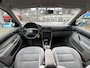 Volkswagen Golf 1.6 SPORTLINE Automaat Airco Trekhaak Cruise