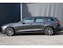 Volvo V60 T6 Plug-in hybrid AWD Plus Dark | Semi Elektrische Trekhaak | Adaptieve Cruise Control | BLIS | Elektrische verstelbare voorstoelen | Verwarmbare voorstoelen en stuurwiel | 360 graden camera |