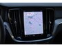 Volvo V60 T6 Plug-in hybrid AWD Plus Dark | Semi Elektrische Trekhaak | Adaptieve Cruise Control | BLIS | Elektrische verstelbare voorstoelen | Verwarmbare voorstoelen en stuurwiel | 360 graden camera |