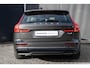 Volvo V60 T6 Plug-in hybrid AWD Plus Dark | Semi Elektrische Trekhaak | Adaptieve Cruise Control | BLIS | Elektrische verstelbare voorstoelen | Verwarmbare voorstoelen en stuurwiel | 360 graden camera |