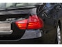 BMW 3-Serie 330i Luxury Line LCI 272pk, Automaat, Schuifdak