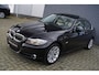 BMW 3-Serie 330i Luxury Line LCI 272pk, Automaat, Schuifdak