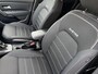 Dacia Duster 1.3 TCe 150 Journey Automaat / Fabrieksgarantie tot 04-2027 < 100.000 km / Dealer onderhouden / Navigatie / Camera / Dode hoek detectie / Apple Carplay Android / Stoelverwarming / 17" LM met All Season banden /