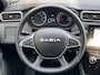 Dacia Duster 1.3 TCe 150 Journey Automaat / Fabrieksgarantie tot 04-2027 < 100.000 km / Dealer onderhouden / Navigatie / Camera / Dode hoek detectie / Apple Carplay Android / Stoelverwarming / 17" LM met All Season banden /