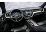 Volvo XC60 2.0 T6 Plug-in hybrid AWD Plus Dark | 20” | Sportstoelen | Panoramadak | Adaptieve Cruise Control | Parkeercamera |