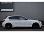 BMW 1-Serie 116i M sport 5-drs, Stoelverwarming, 18 inch, Alcantara