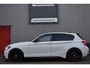 BMW 1-Serie 116i M sport 5-drs, Stoelverwarming, 18 inch, Alcantara