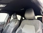 Renault Arkana 1.6 E-Tech Hybrid 145 R.S. Line / Trekhaak (760KG) / Dealer Onderhouden / Adaptive Cruise / Camera / Lederen Bekleding / Stoel & Stuurwiel Verwarming / Spoiler / Zwart Dak / DAB / NAP /