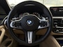 BMW 5-Serie Touring 530i High Executive M-Sport ACC HUD PDC Memory Stoelverw. + Ventilatie. Luchtvering.