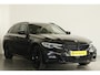 BMW 3-Serie Touring 330e M-Sport / Opendak / HarmanKardon / Co-Pilot / HUD