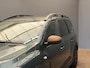 Dacia Jogger 1.6 Hybrid 140 Extreme 5p. Navigatie | Carplay | Climate Control | 16" Lichtmetaal | Digitaal Dashboard | Camera | Keyless | Achteruitrijcamera | Airco (automatisch) | Apple Carplay/Android Auto|telefoonintegratie premium