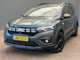 Dacia Jogger 1.6 Hybrid 140 Extreme 5p. Navigatie | Carplay | Climate Control | 16" Lichtmetaal | Digitaal Dashboard | Camera | Keyless | Achteruitrijcamera | Airco (automatisch) | Apple Carplay/Android Auto|telefoonintegratie premium