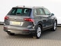 Volkswagen Tiguan 1.5 TSI Life Business 150PK DSG | Navigatie | Trekhaak | Led | Camera | Parkeersensoren