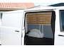 Volkswagen Transporter 2.0 TDI L1H1 3Zits airco .cruise control.1eigenaar.dealer onderhouden.
