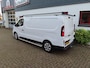 Renault Trafic GB 2.0 Blue dCi 130pk L2H1 Work Edition/ Trekhaak/ Vloer + wand platen/ Parkeercamera achter/ Navigatie/ Apple Carplay/ 1 Eigenaar/ Origineel NL/ NAP