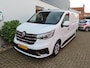 Renault Trafic GB 2.0 Blue dCi 130pk L2H1 Work Edition/ Trekhaak/ Vloer + wand platen/ Parkeercamera achter/ Navigatie/ Apple Carplay/ 1 Eigenaar/ Origineel NL/ NAP