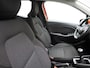 Renault Clio 1.0 TCe Business Zen | PDC Achter | Full-Map Navigatie | Keyless | Licht- & Regensensor | Climate Control | LED-Verlichting | Elektr. Inklapbare Buitenspiegels | Cruise Control & Snelheidsbegrenzer | Apple Carplay & Android Auto