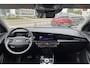 Kia Niro EV Light Advanced 64.8 kWh | Parkeersensoren voor + achter | Android auto + Apple CarPlay | Navigatie |