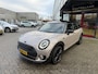 MINI Clubman Mini 1.5 Cooper Business Edition Automaat Panoramadak/Sportstoelen/Navi