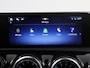 Mercedes-Benz A-klasse 180 Business Solution AMG | Elektrisch bedienbaar panoramadak | Achteruitrijcamera | 19inch Multispaak velgen | Mulitbeam koplampen |