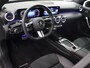 Mercedes-Benz A-klasse 180 Business Solution AMG | Elektrisch bedienbaar panoramadak | Achteruitrijcamera | 19inch Multispaak velgen | Mulitbeam koplampen |