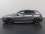 Mercedes-Benz A-klasse 180 Business Solution AMG | Elektrisch bedienbaar panoramadak | Achteruitrijcamera | 19inch Multispaak velgen | Mulitbeam koplampen |